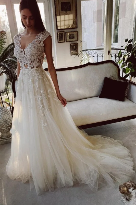 A-Line V-Neck Tulle Lace Wedding Dress with Applique