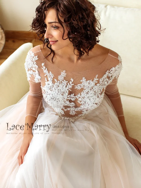 Long Sleeves Boho Wedding Dress with Tattoo Design