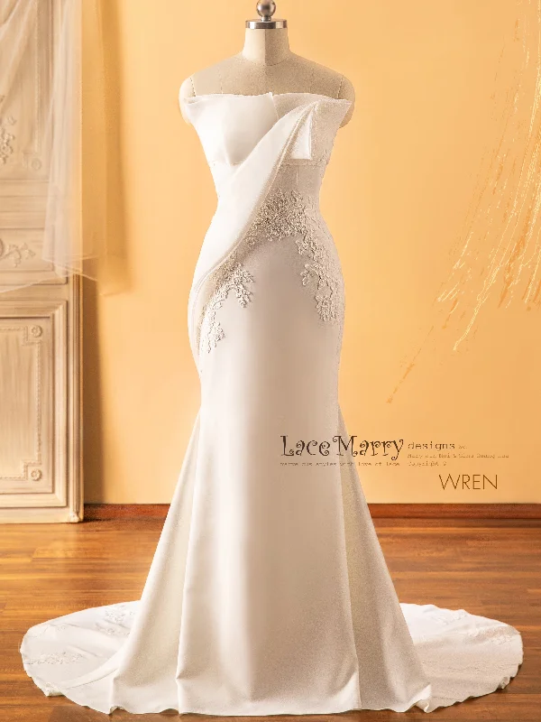 WREN / Elegant Wedding Dress with Romantic Neckline