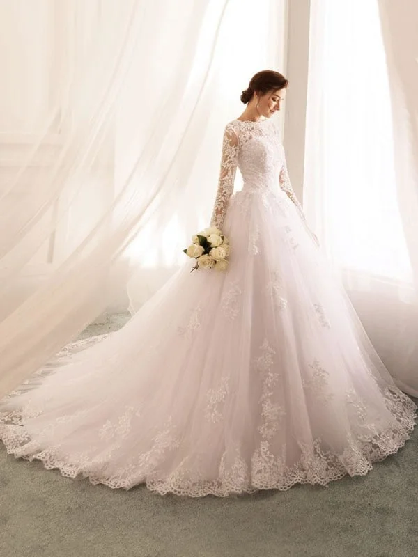 Wedding Dresses 2021 Princess Silhouette Bateau Neck Long Sleeve Natural Waist Lace Tulle Bridal Gowns